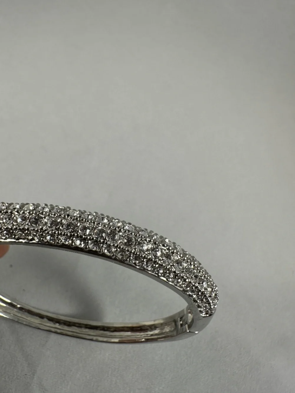 Lia Sophia NYFW Gift Set – 3 Hinged Pavé Crystal Stackable Bangle Bracelets